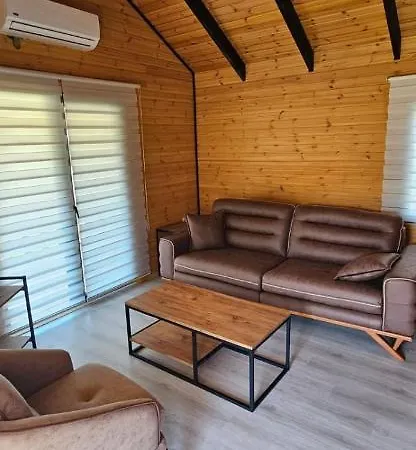Dom wakacyjny Uzun Suereli Kiralik House Kayacik