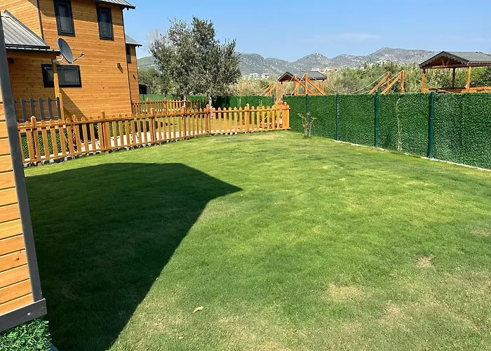 Uzun Suereli Kiralik House Kayacik * دالامان